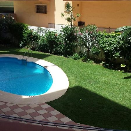 Beautiful Apartment In Third Line Beach Boliches Fuengirola Εξωτερικό φωτογραφία