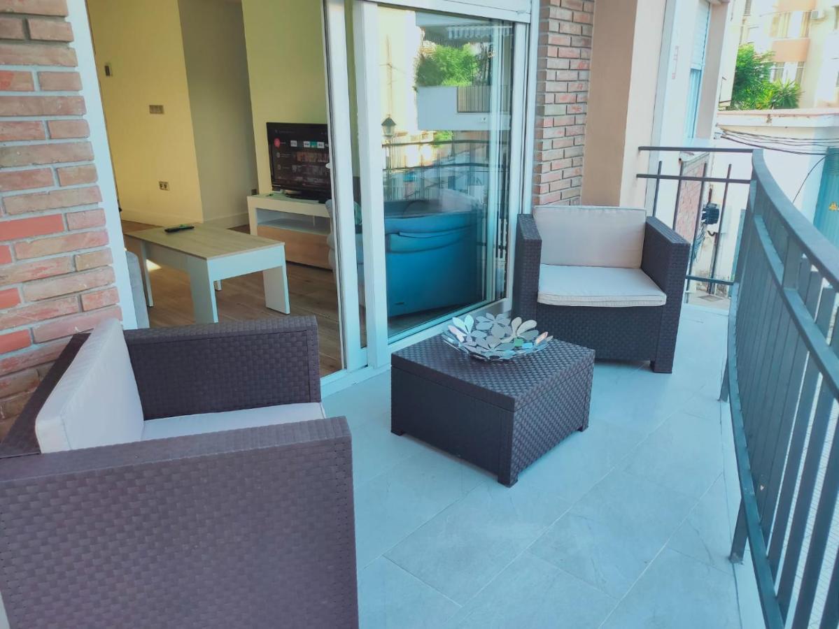 Beautiful Apartment In Third Line Beach Boliches Fuengirola Εξωτερικό φωτογραφία