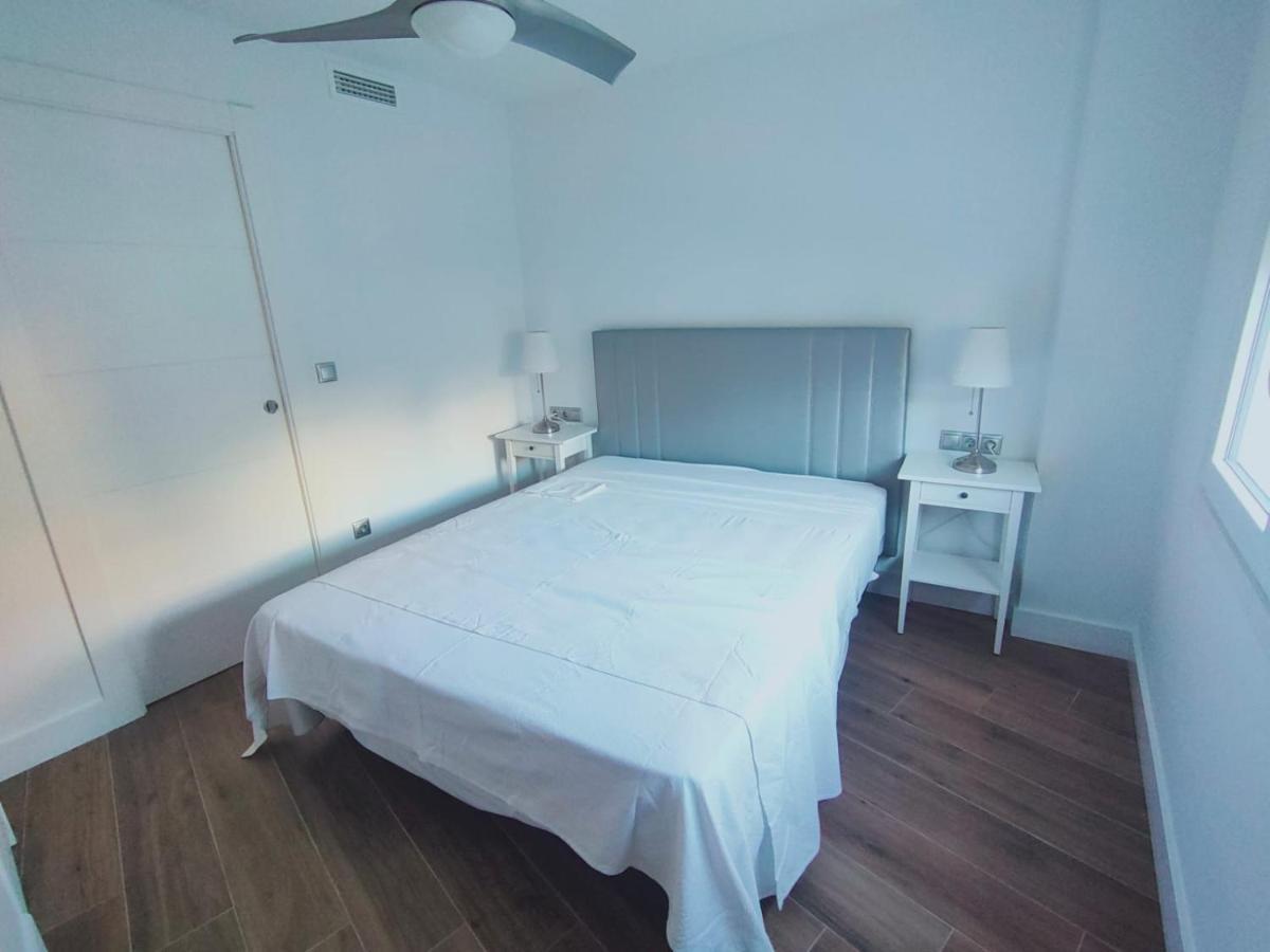 Beautiful Apartment In Third Line Beach Boliches Fuengirola Εξωτερικό φωτογραφία